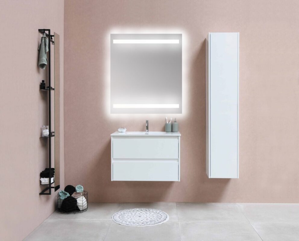 Ogledala-z-ambientalno-svetlobo-in-integriranim-led-trakom_2-1024x826